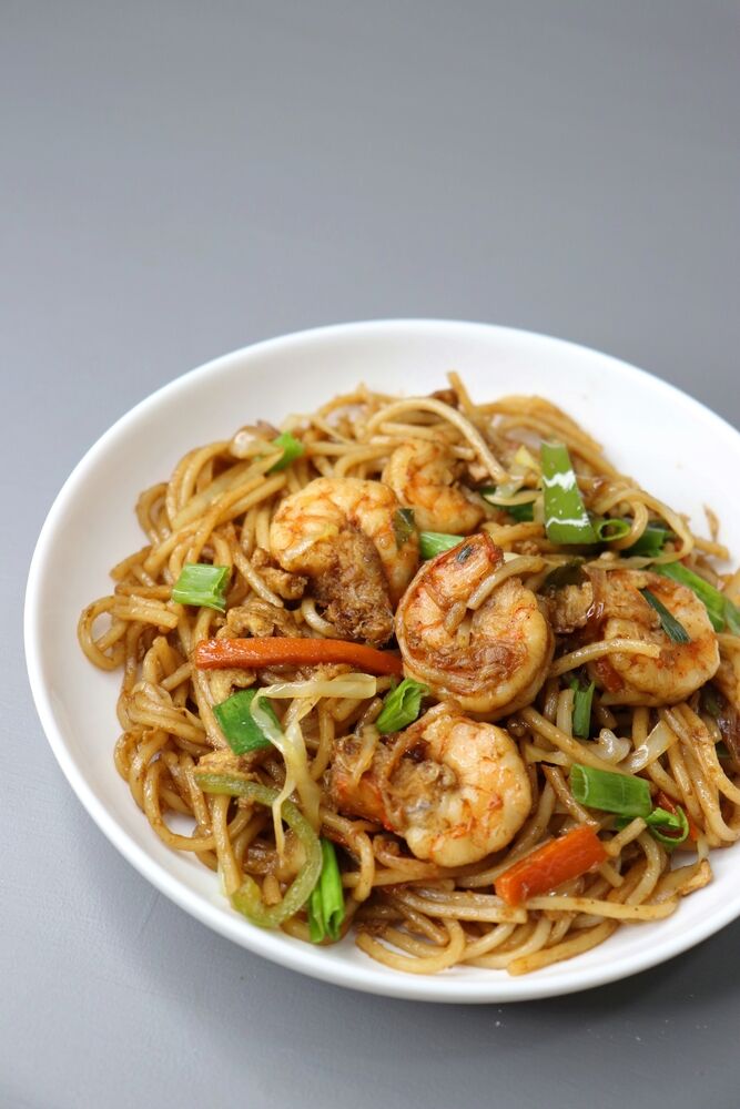 asian garlic shrimp noodles