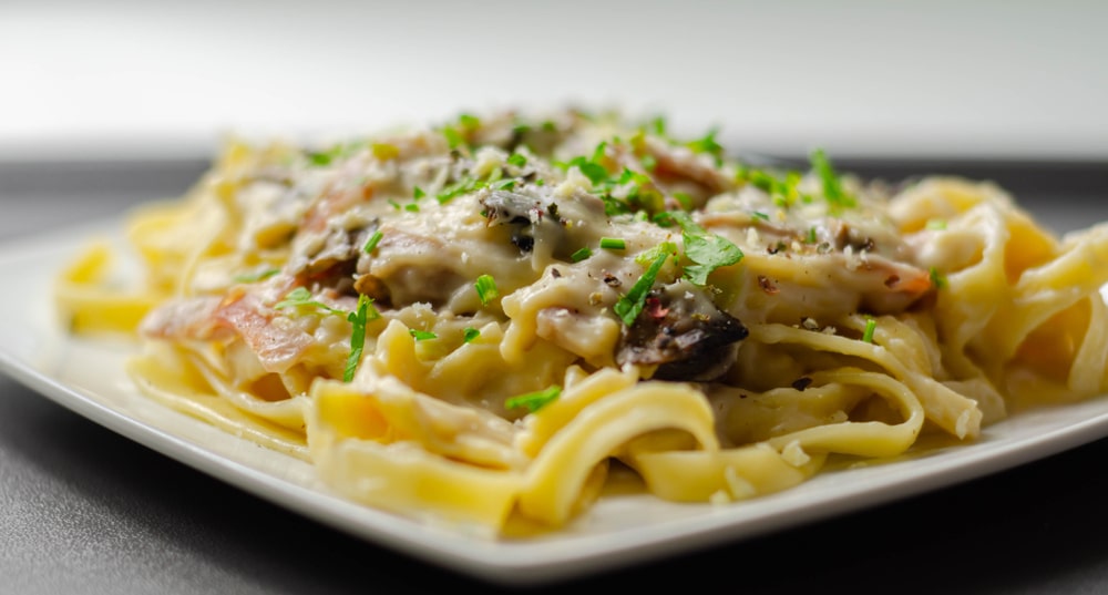 Easy Chicken and Shrimp Alfredo