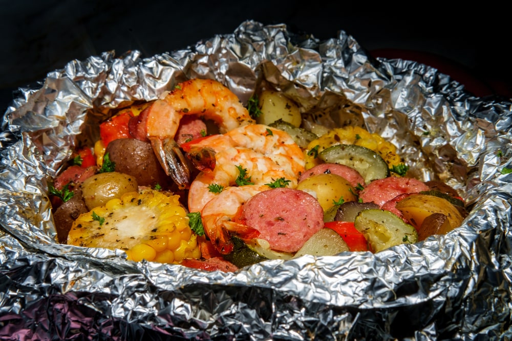 Easy shrimp foil packet recipe