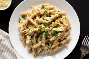 Crockpot Chicken Alfredo